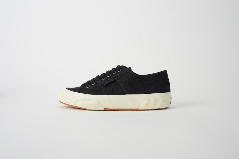 2750 オージー｜2750 OG（BLACK-WHITE AVORIO）AHU – SUPERGA