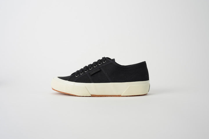 2750 オージー｜2750 OG（BLACK-WHITE AVORIO）AHU – SUPERGA