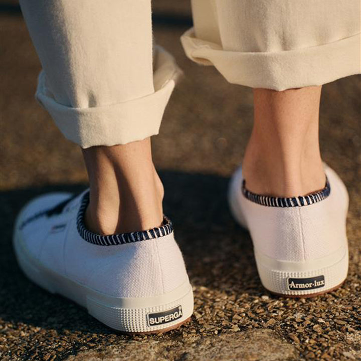 CHM5372_720x.jpg?v=1747976010