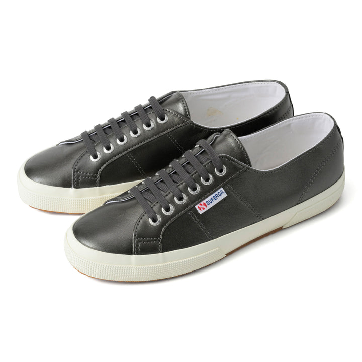 2750 メタリックレザー｜METALLIC LEATHER（SILVER METALLIC-OFF
